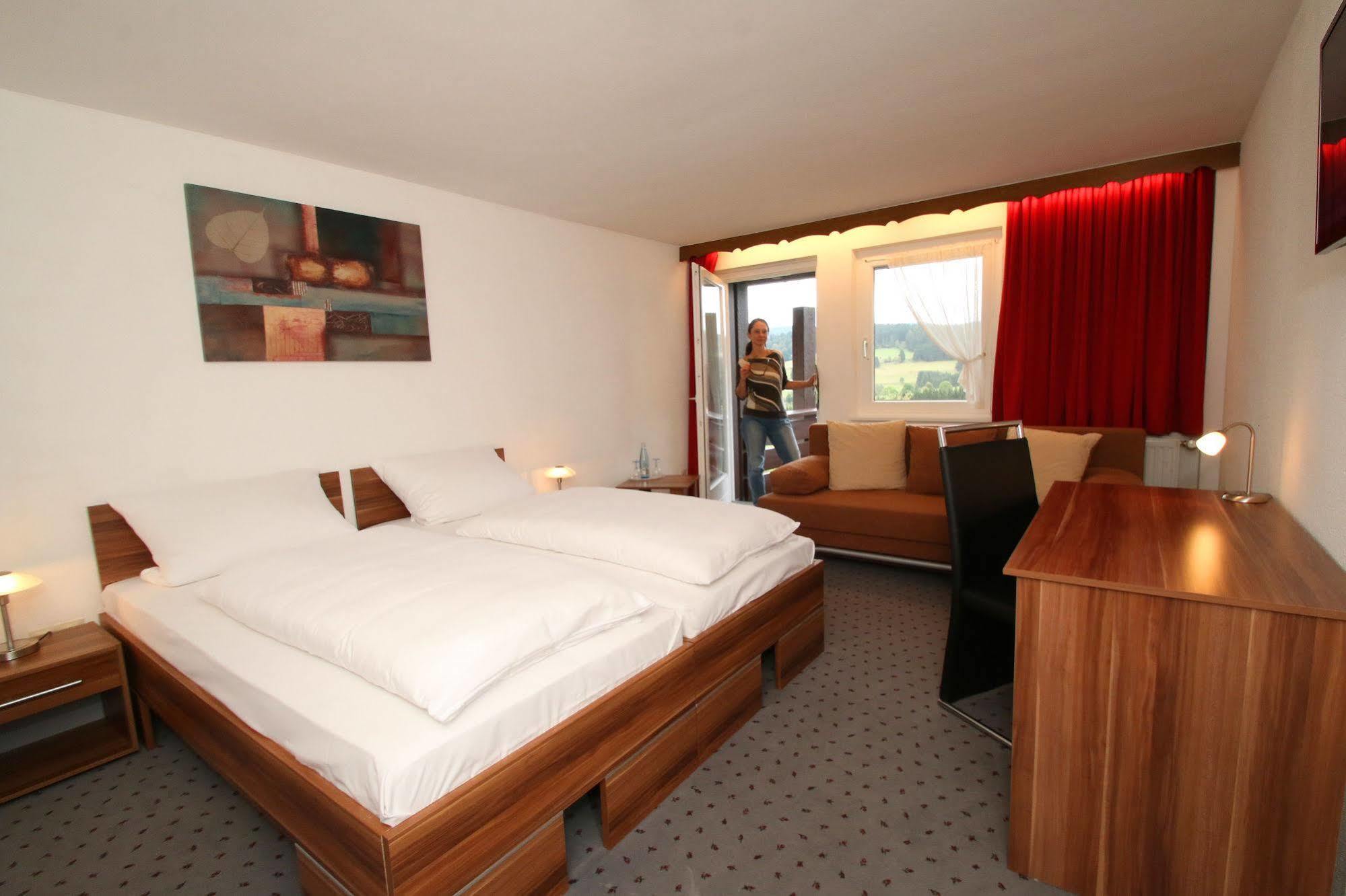 Hotel Landgasthof Adler Altenrond Exterior foto